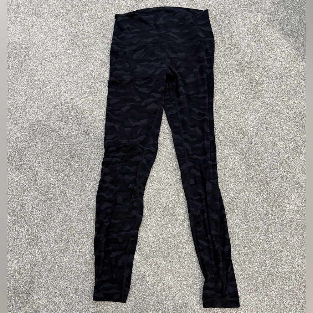 Lululemon Black Camouflage align Leggings size 6